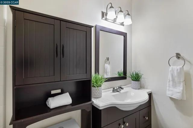 $629,950 | 1945 Trinity Walnut Creek, Unit 8, Walnut Creek, CA 94596