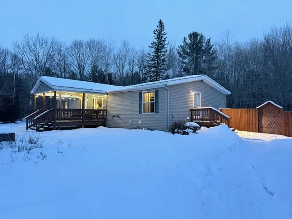 $264,900 | N3723 Doemel Lane, White Lake, WI 54491