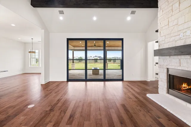 $1,273,000 | 306 Interlaken Street, Fredericksburg, TX 78624