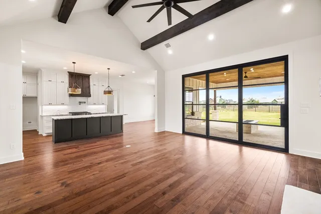 $1,273,000 | 306 Interlaken Street, Fredericksburg, TX 78624