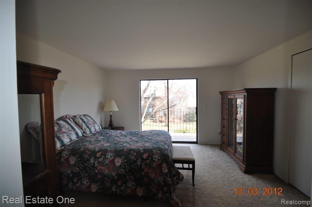 1887 Allenway Court, Unit 95 Rochester, MI 48309 - Photo 10 of 14 1887 allen way 1318 - Copy.JPG
