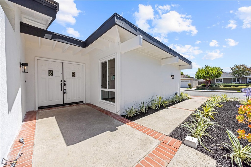 19347 Sierra Bello Road Irvine, CA 92603 - Photo 5 of 83