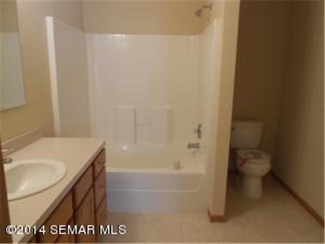 1000 Abbey Road Northfield, MN 55057 - Photo 23 of 39 Gallery Image 23