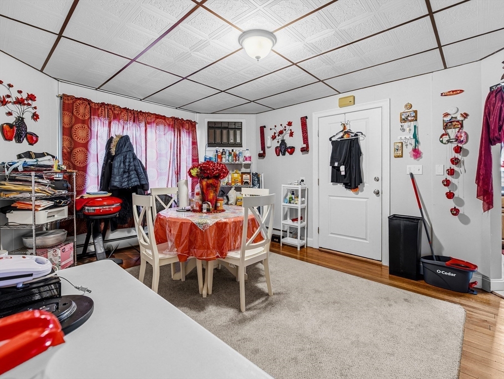 52 Lapham Street Fall River, MA 02721 - Photo 6 of 41