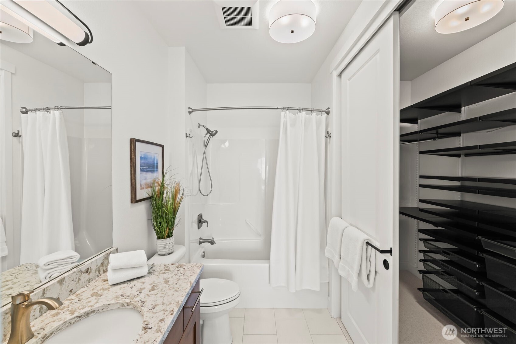 5105 Grand Loop, Unit 402 Tacoma, WA 98407 - Photo 14 of 33