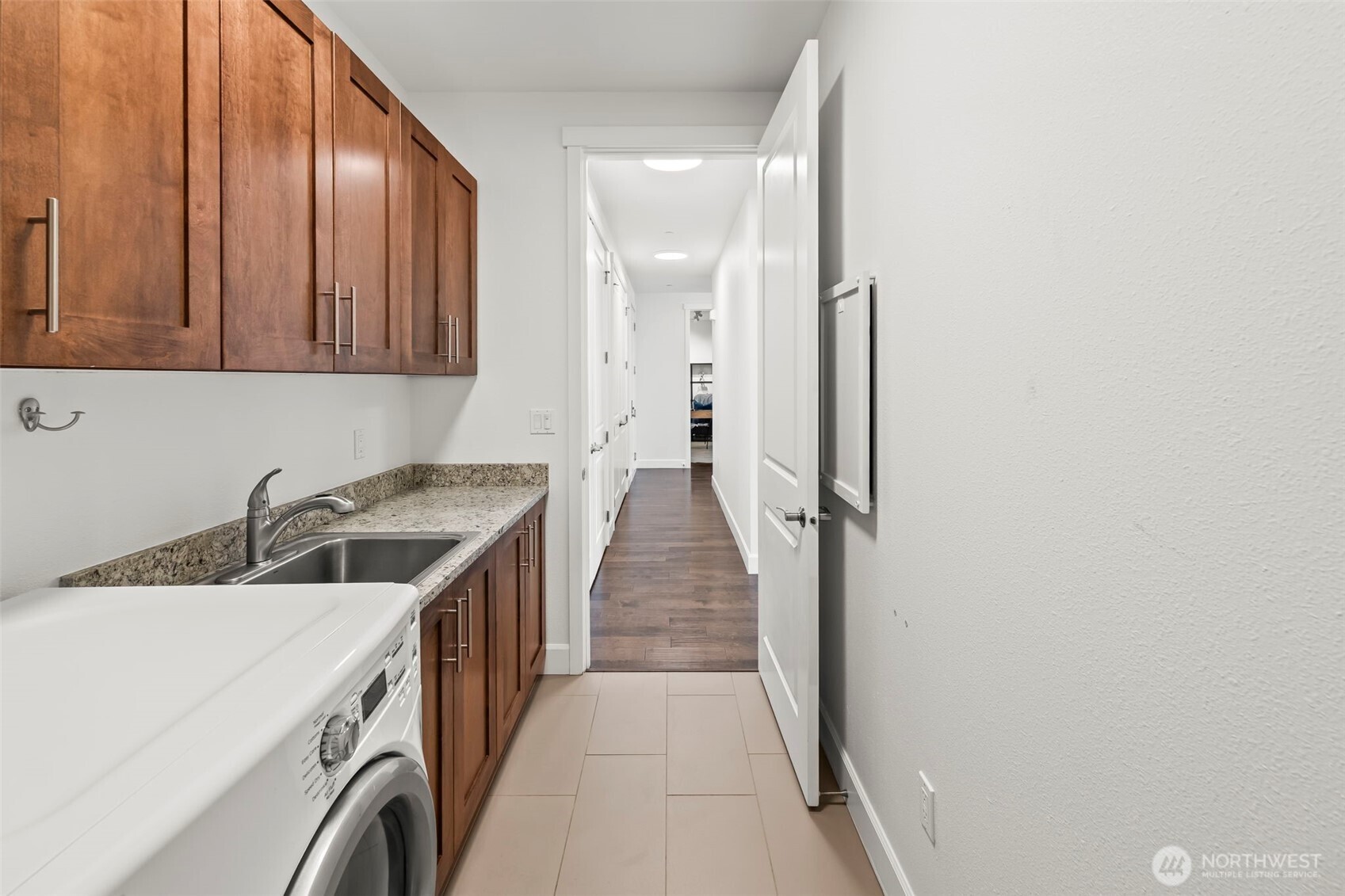 5105 Grand Loop, Unit 402 Tacoma, WA 98407 - Photo 25 of 33