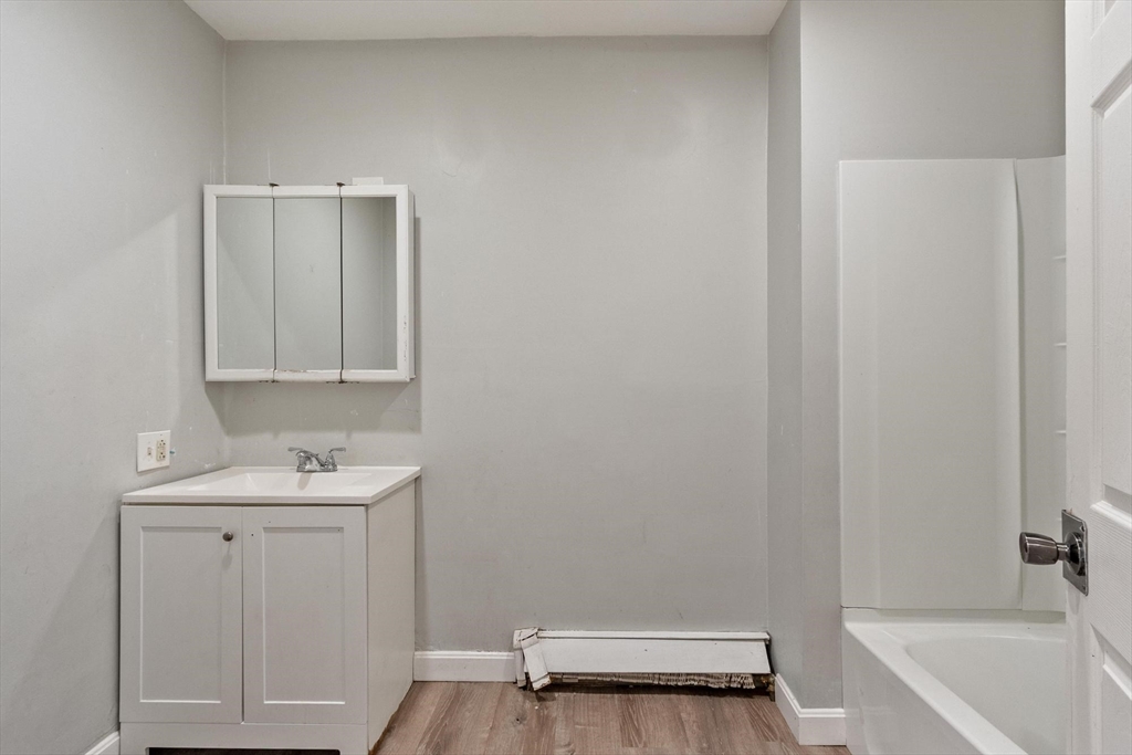 1038 Main Street Worcester, MA 01603 - Photo 9 of 41