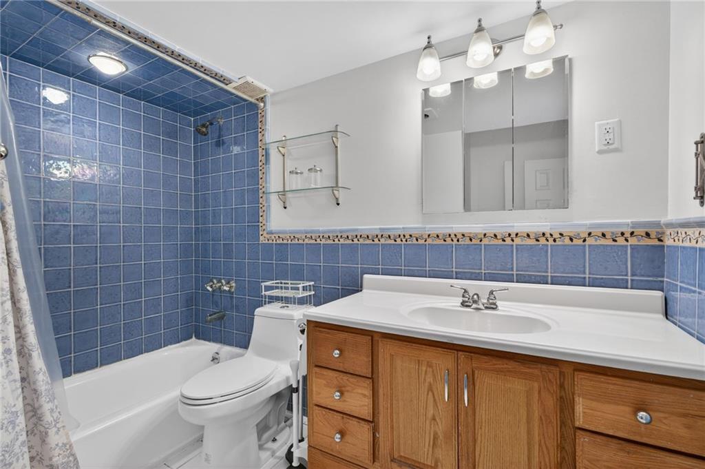 9967 Shore Road, Unit 7B Brooklyn, NY 11209 - Photo 17 of 22