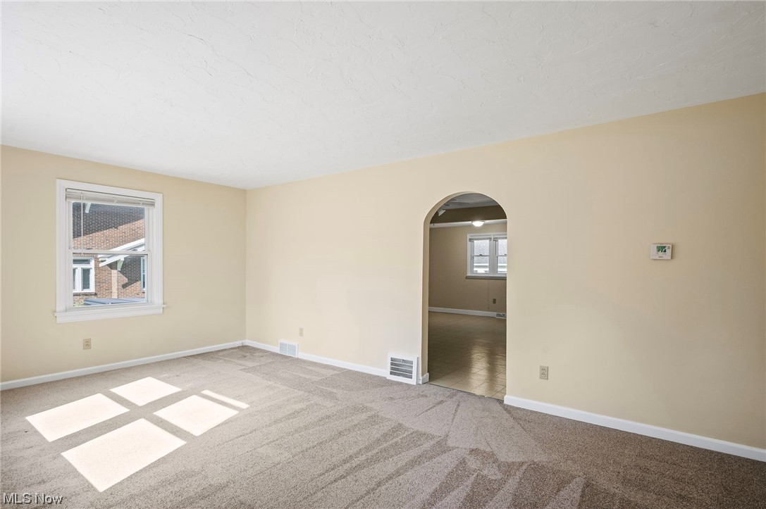 19198 Lunn Road Strongsville, OH 44149 - Photo 10 of 26 Gallery Image 10