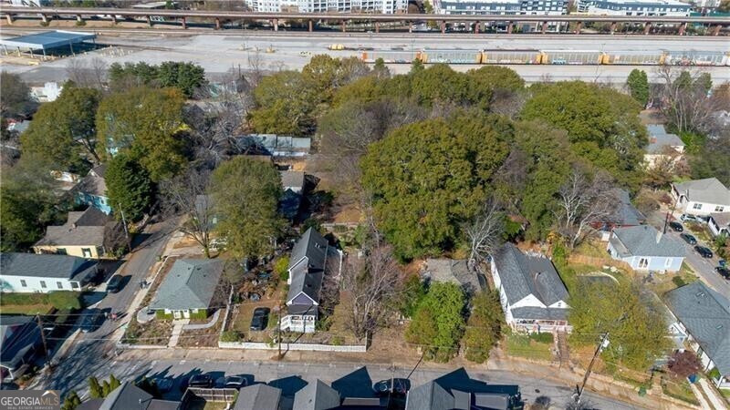 668 Kirkwood Avenue Southeast Atlanta, GA 30350 - Photo 5 of 21