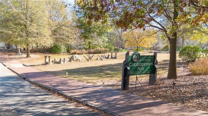 668 Kirkwood Avenue Southeast Atlanta, GA 30350 - Photo 10 of 21