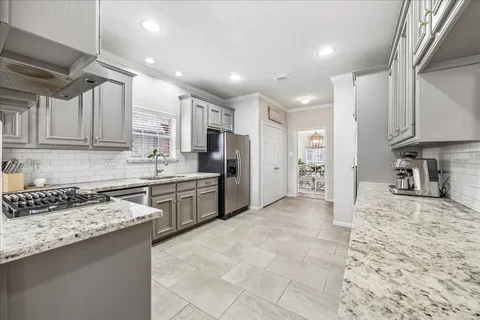 $920,000 | 7926 Wellington Court South, Houston, TX 77055