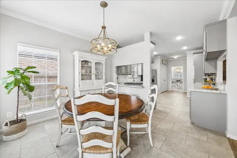 $920,000 | 7926 Wellington Court South, Houston, TX 77055