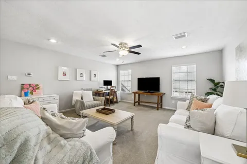 $920,000 | 7926 Wellington Court South, Houston, TX 77055