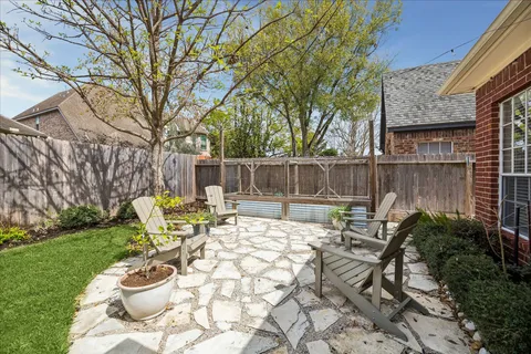 $920,000 | 7926 Wellington Court South, Houston, TX 77055