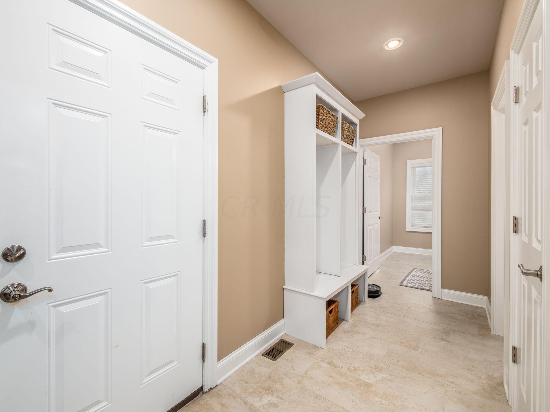 8531 Concord Road Delaware, OH 43015 - Photo 32 of 65 Hallway