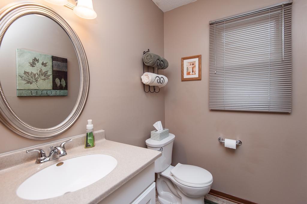 2859 24th Street Northwest Rochester, MN 55901 - Photo 20 of 34