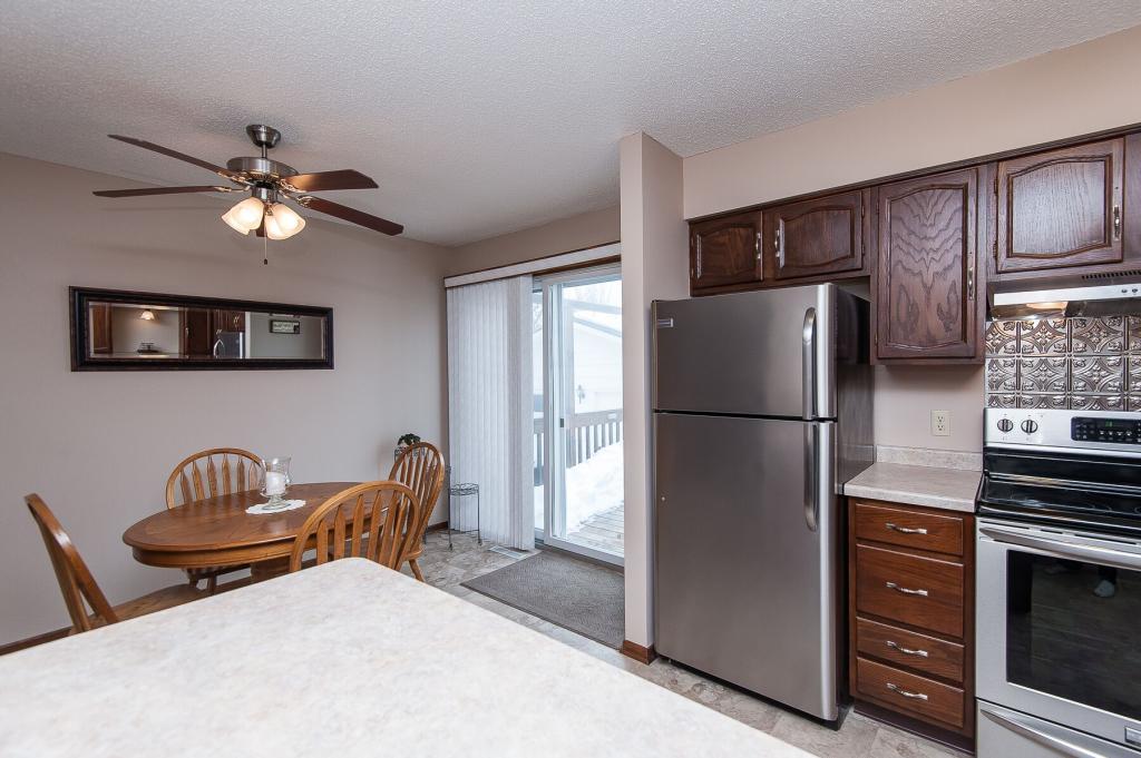 2859 24th Street Northwest Rochester, MN 55901 - Photo 5 of 34