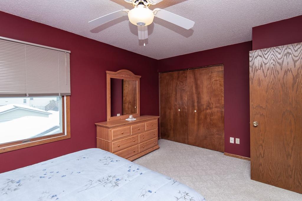 2859 24th Street Northwest Rochester, MN 55901 - Photo 6 of 34