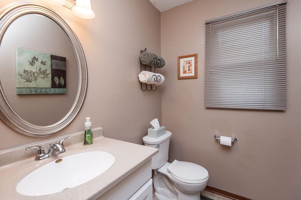 2859 24th Street Northwest Rochester, MN 55901 - Photo 7 of 34