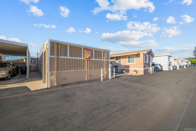 a view of parking area