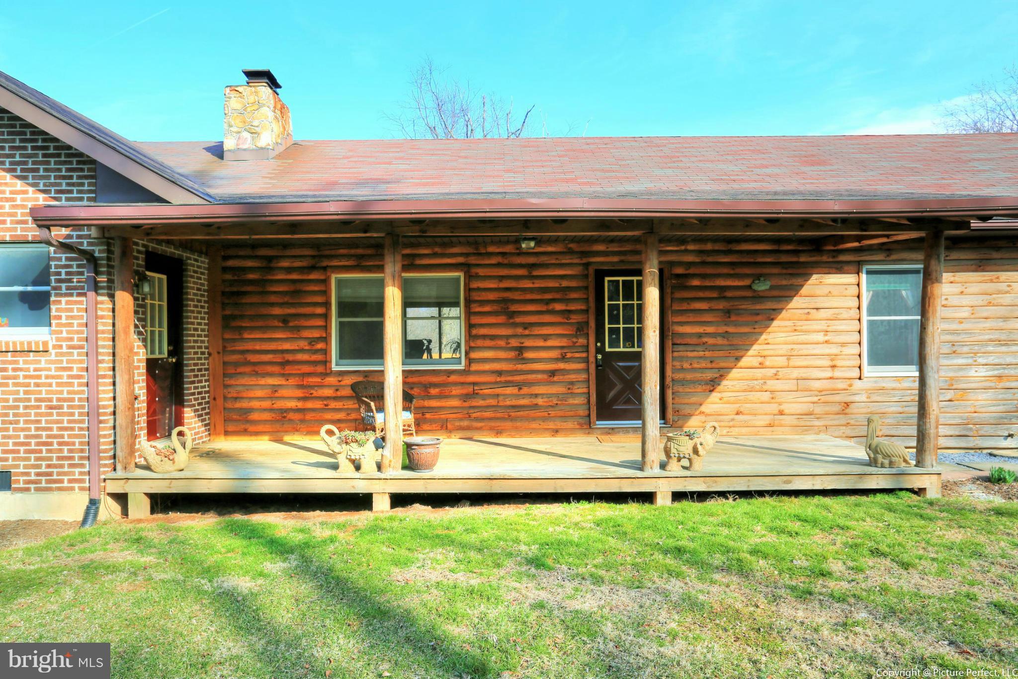 Exterior (Front)
