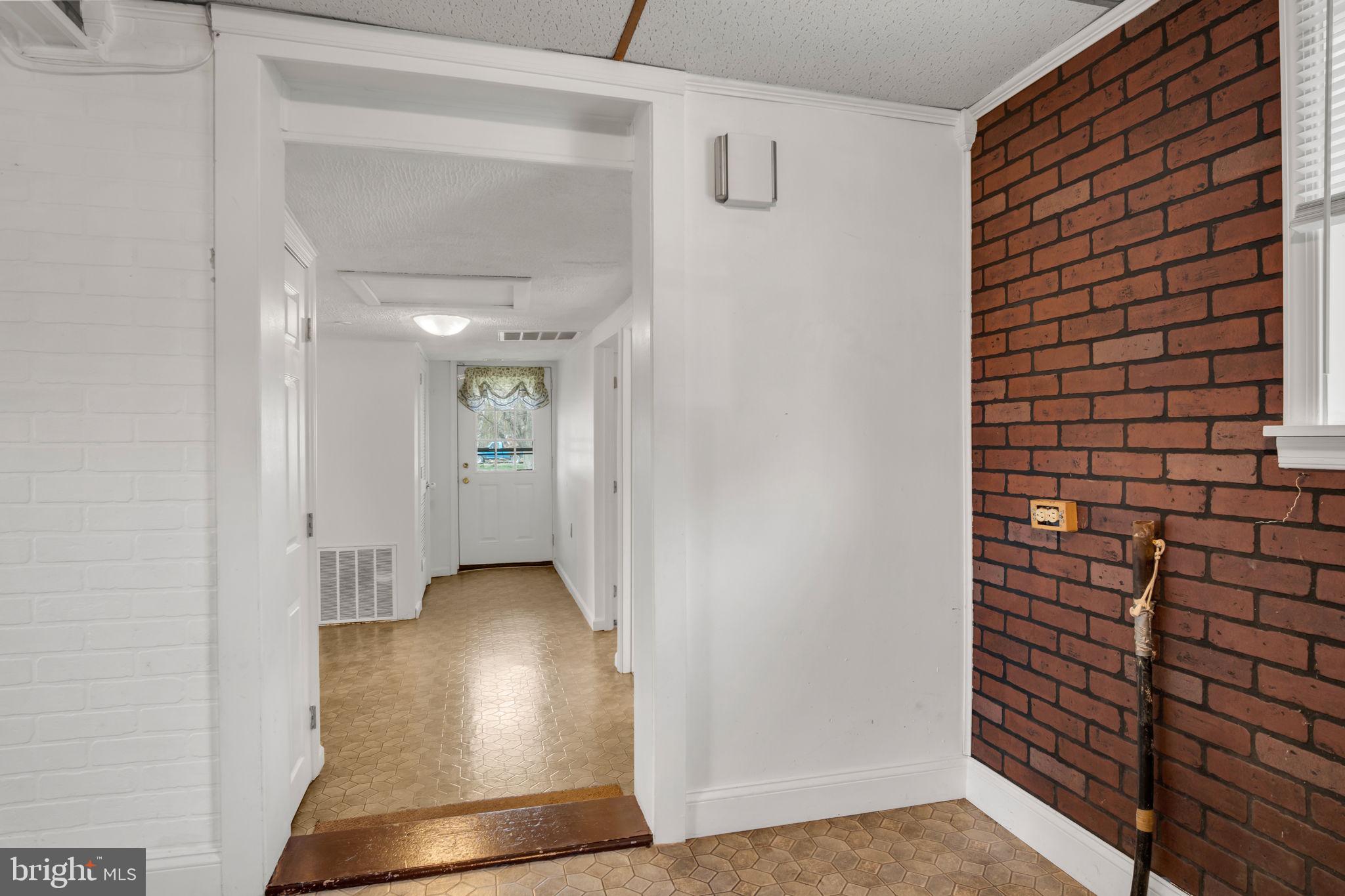 407 Potato Road Carlisle, PA 17015 - Photo 13 of 43