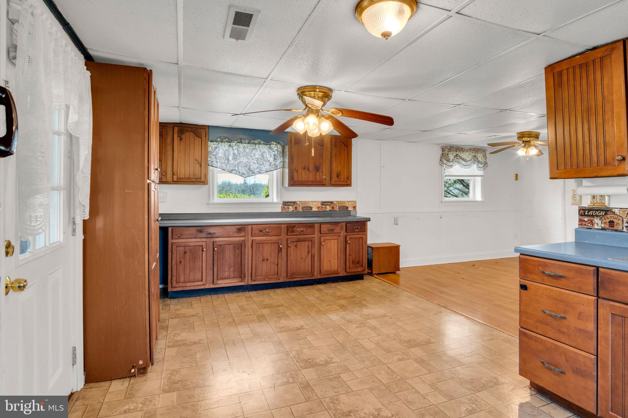 407 Potato Road Carlisle, PA 17015 - Photo 9 of 43