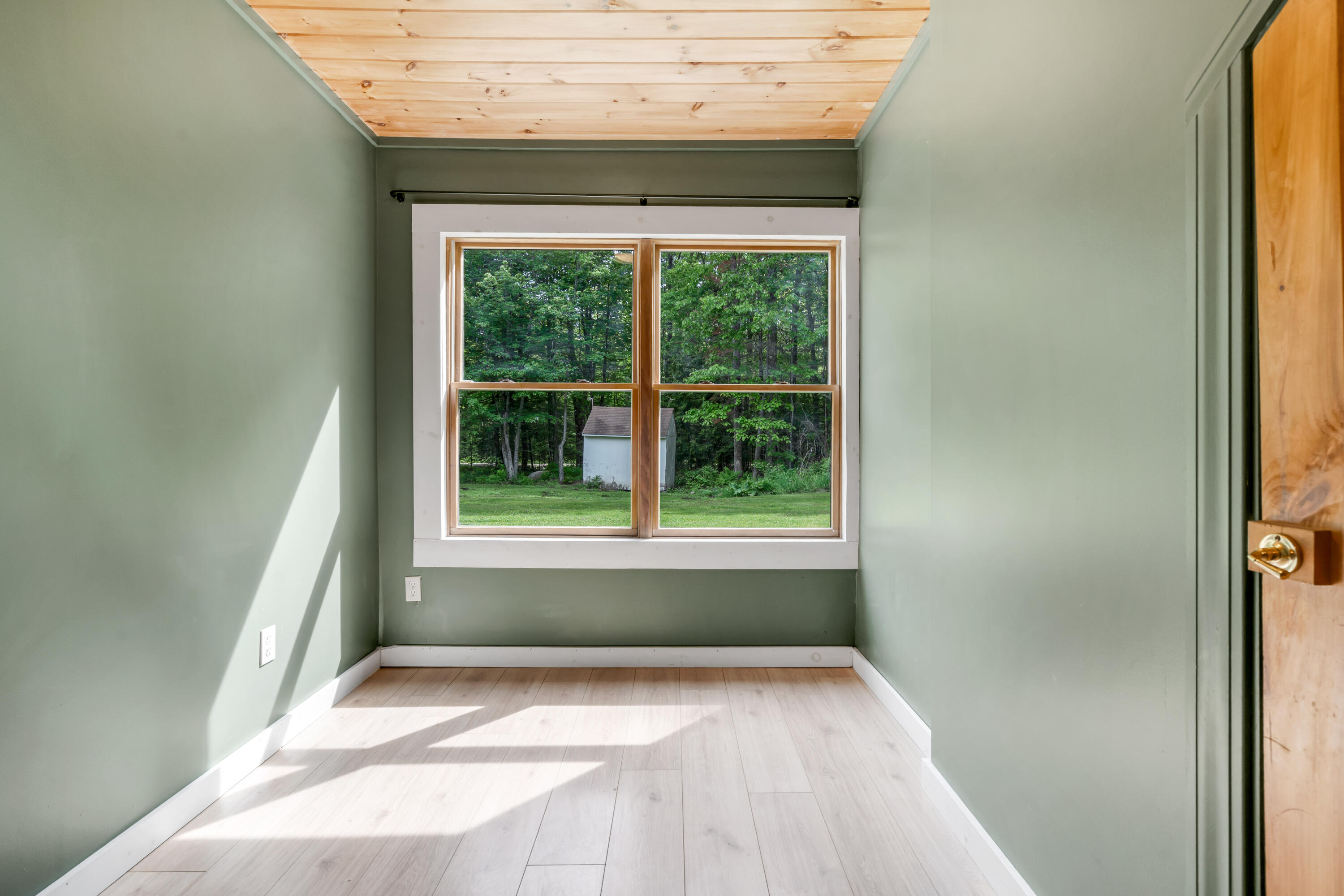41 Sandy Point Road Vassalboro, ME 04989 - Photo 28 of 59 DSC03354