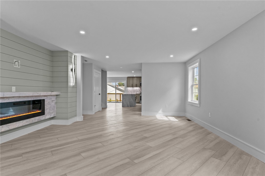 45 Bellevue Avenue Westerly, RI 02891 - Photo 19 of 50