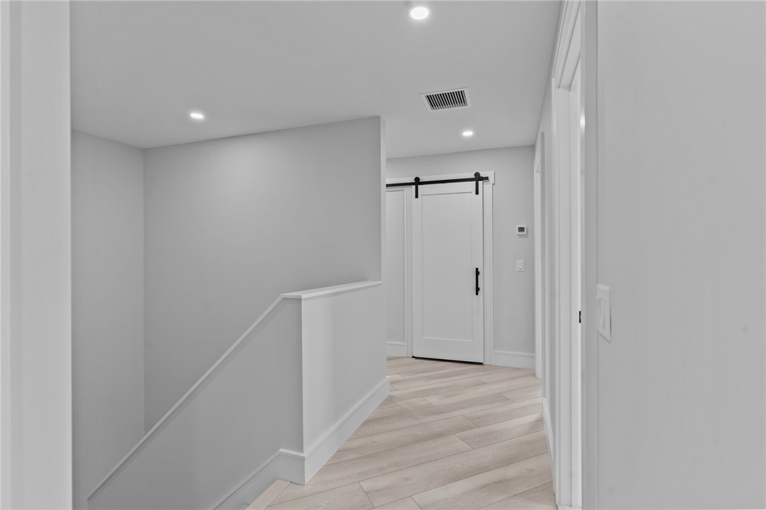 45 Bellevue Avenue Westerly, RI 02891 - Photo 24 of 50