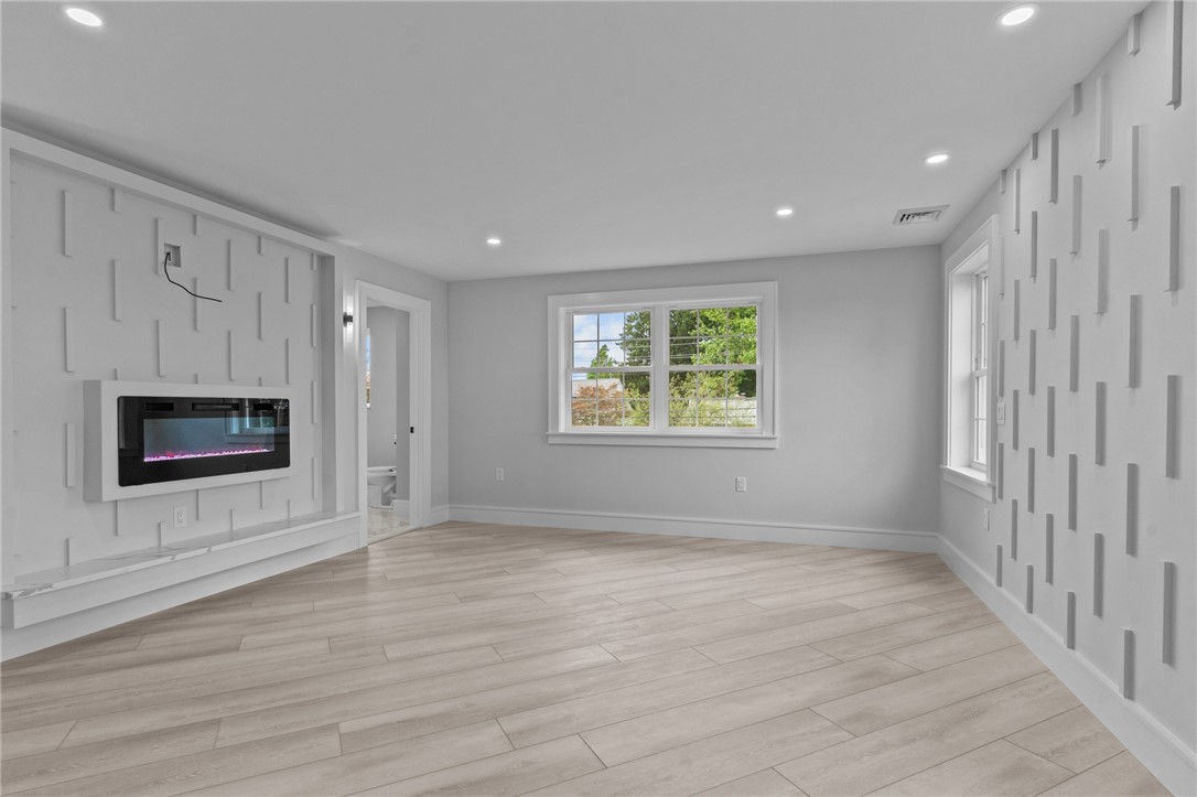 45 Bellevue Avenue Westerly, RI 02891 - Photo 26 of 50