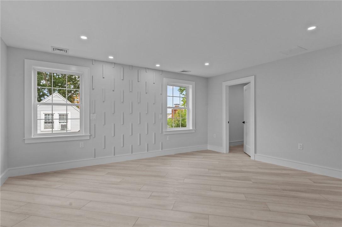 45 Bellevue Avenue Westerly, RI 02891 - Photo 29 of 50