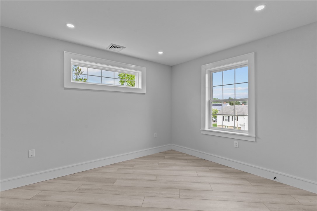 45 Bellevue Avenue Westerly, RI 02891 - Photo 37 of 50