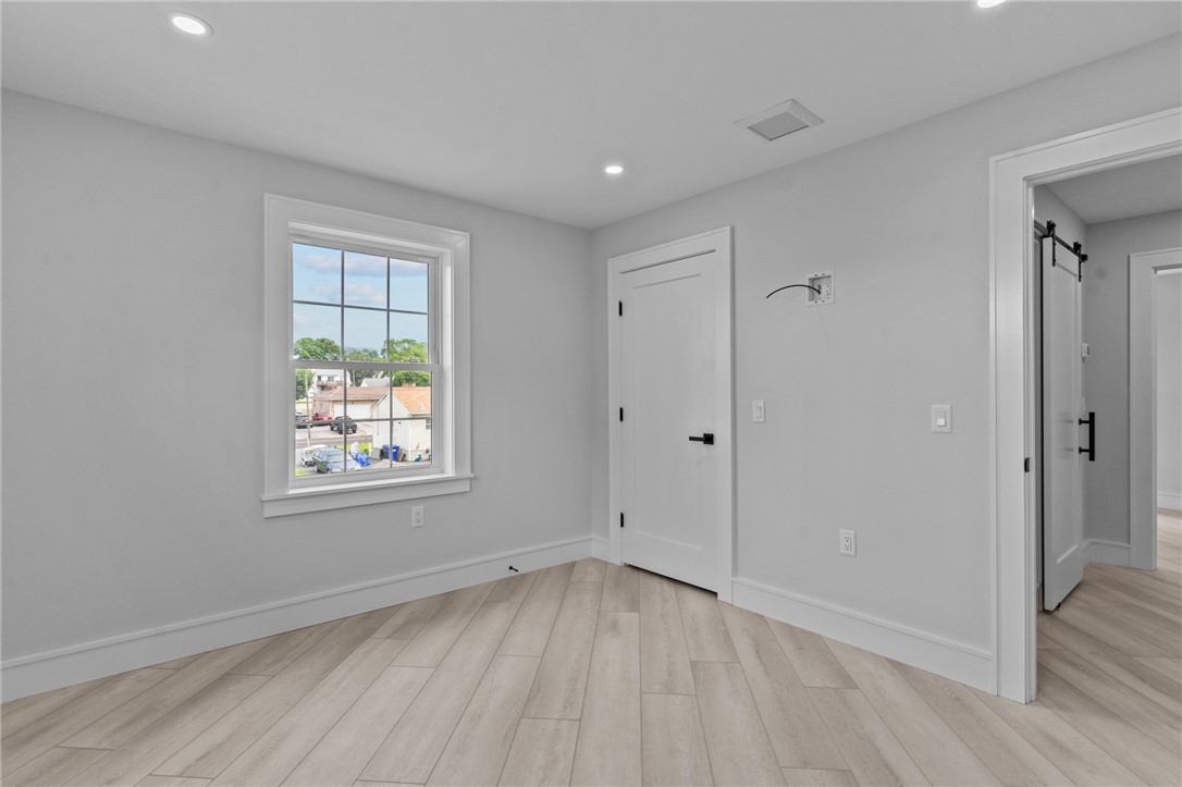 45 Bellevue Avenue Westerly, RI 02891 - Photo 38 of 50