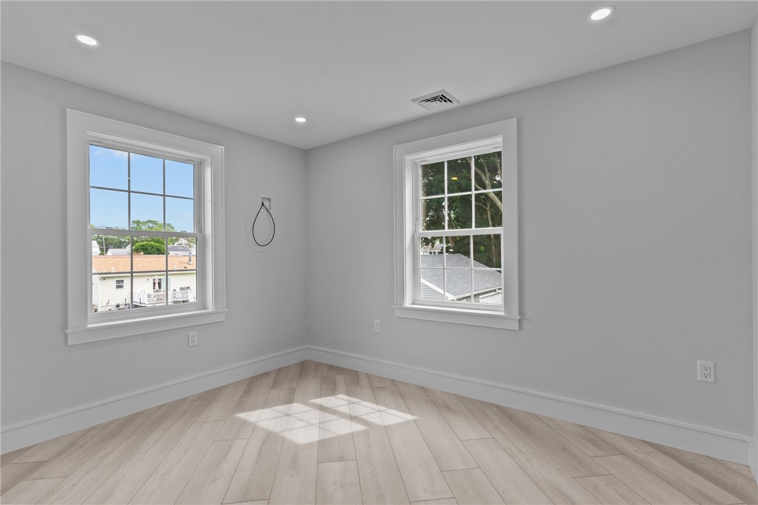 45 Bellevue Avenue Westerly, RI 02891 - Photo 40 of 50