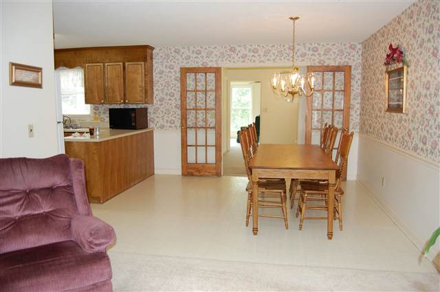 1295 Macedonia Road Gaffney, SC 29341 - Photo 5 of 25
