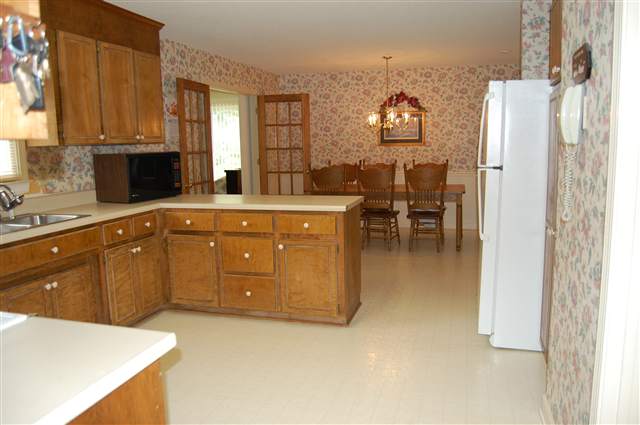 1295 Macedonia Road Gaffney, SC 29341 - Photo 6 of 25