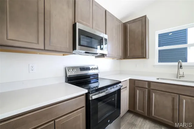 $369,000 | 16787 River Stone Drive, Florissant, MO 63031