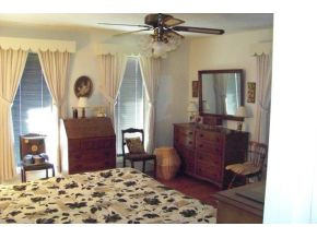 478 Hopper Road Shady Valley, TN 37688 - Photo 5 of 17 MASTER BEDROOM DOWNSTAIRS