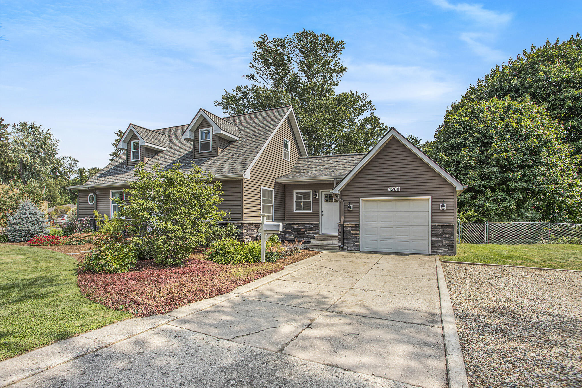 1360 Nichols Road Kalamazoo, MI 49006 - Photo 2 of 23 _MG_9833