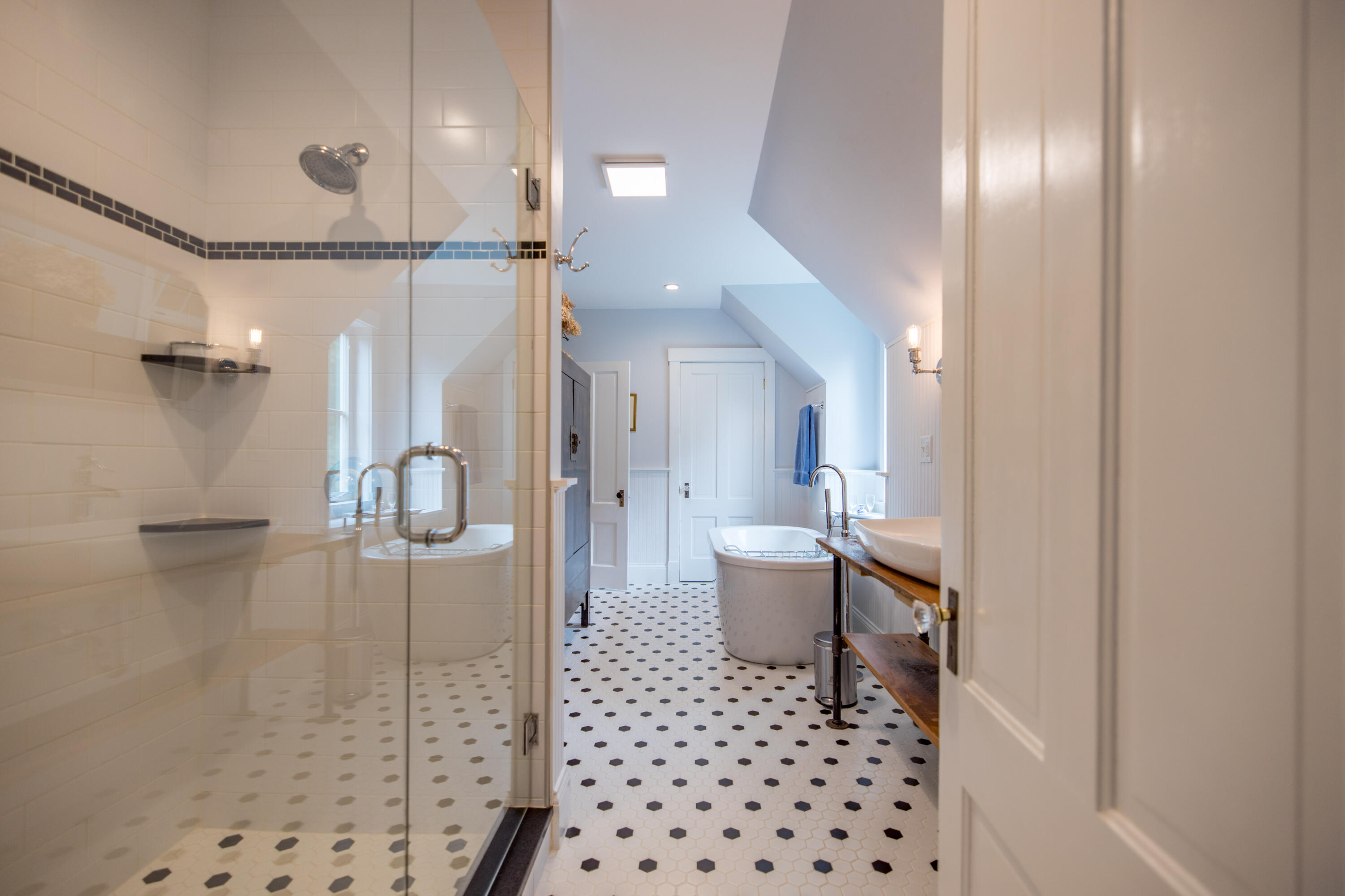 1048 Hotel Road Auburn, ME 04210 - Photo 34 of 64 6I3A1350