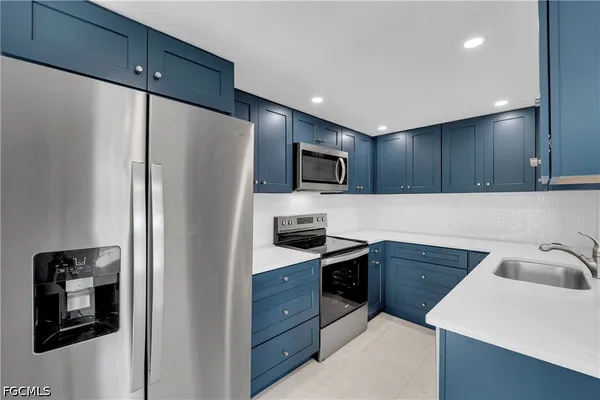 $1,850 | 2880 Eighth Avenue, St. James City, FL 33956