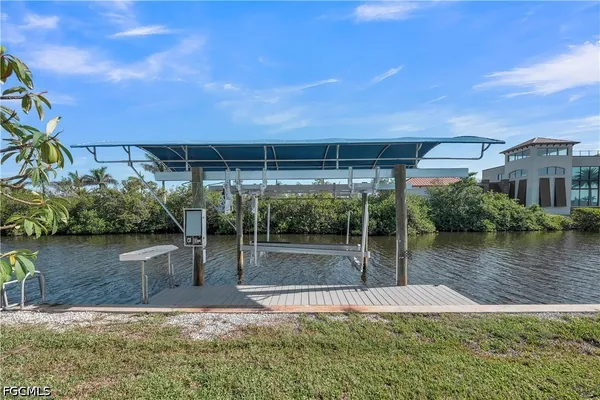 $1,850 | 2880 Eighth Avenue, St. James City, FL 33956