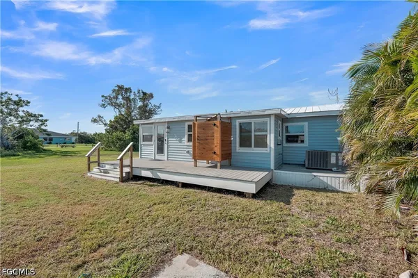 $1,850 | 2880 Eighth Avenue, St. James City, FL 33956