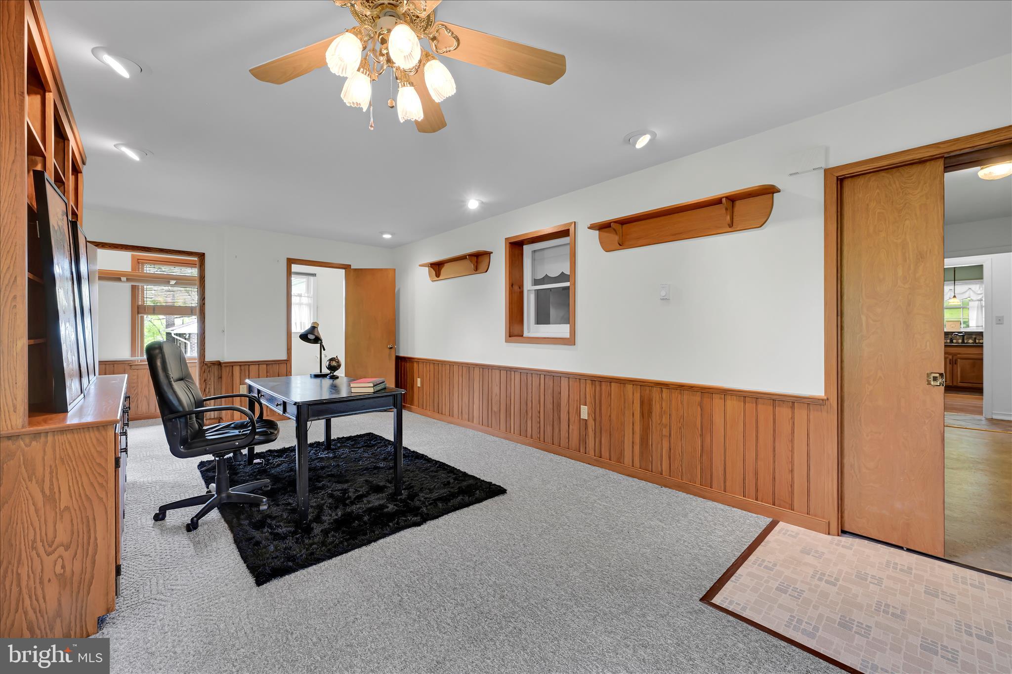 217 Seidel Street Reading, PA 19606 - Photo 21 of 38 Home Office