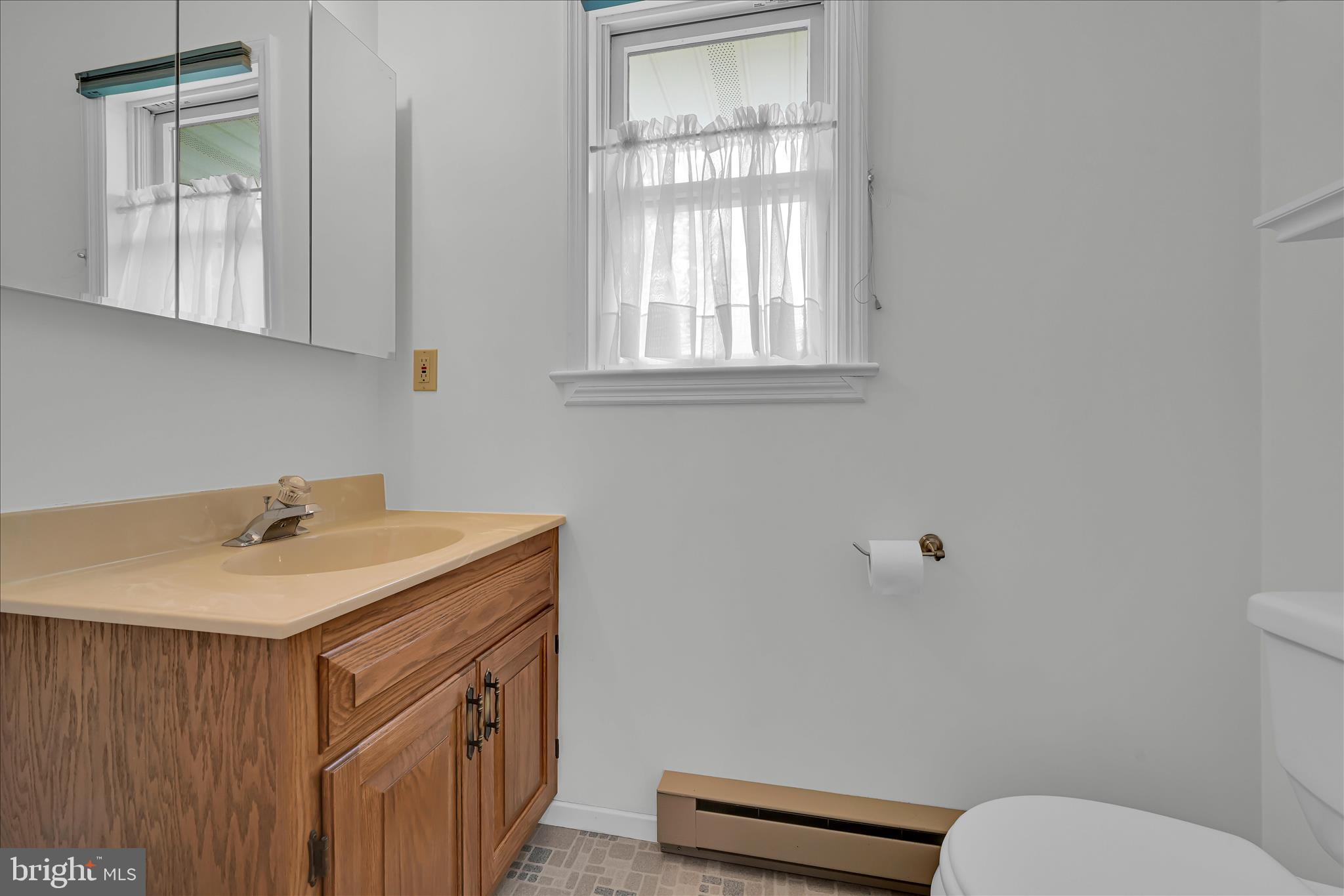 217 Seidel Street Reading, PA 19606 - Photo 22 of 38 Bathroom