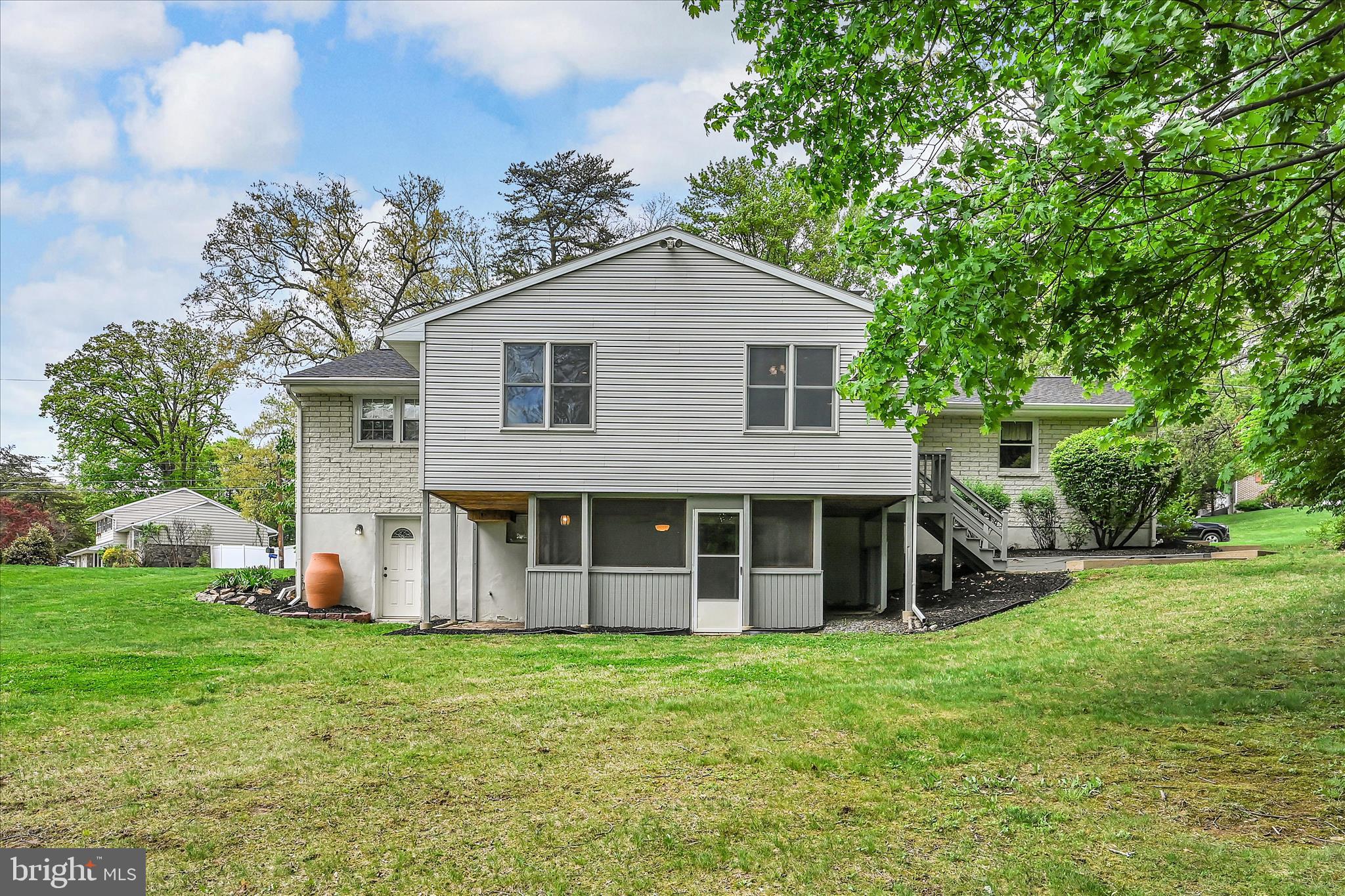 217 Seidel Street Reading, PA 19606 - Photo 32 of 38 Exterior Back