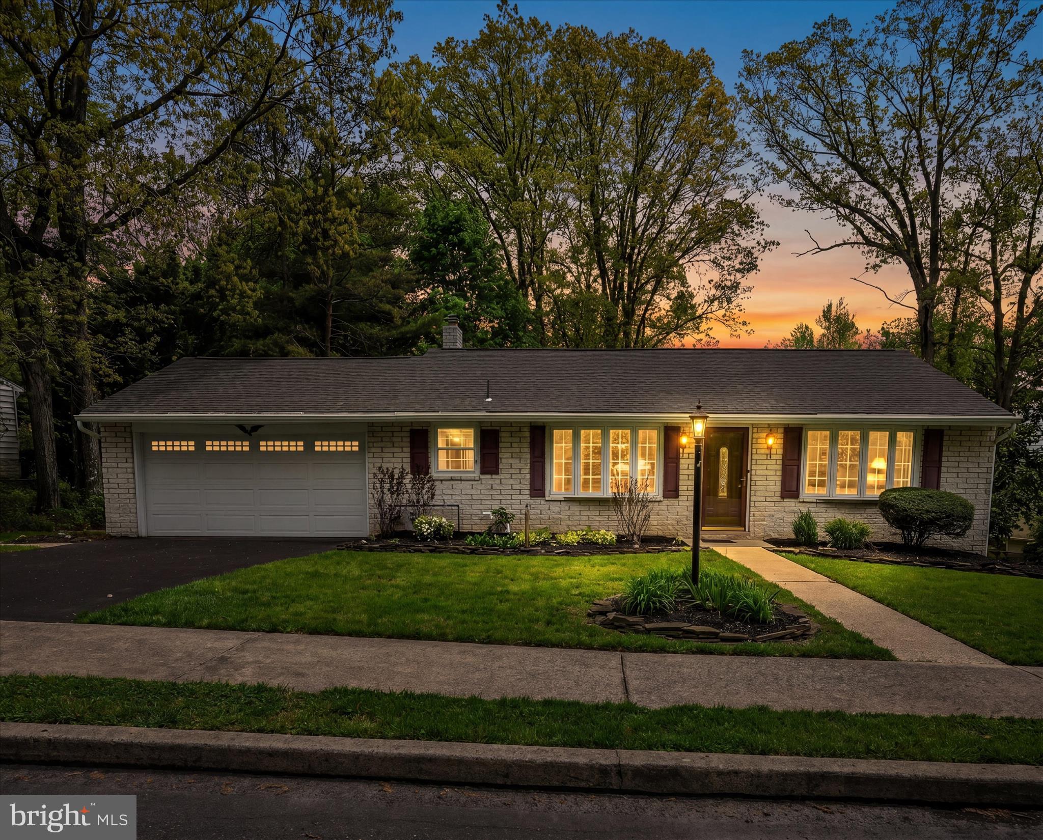 217 Seidel Street Reading, PA 19606 - Photo 38 of 38 Virtual Twilight