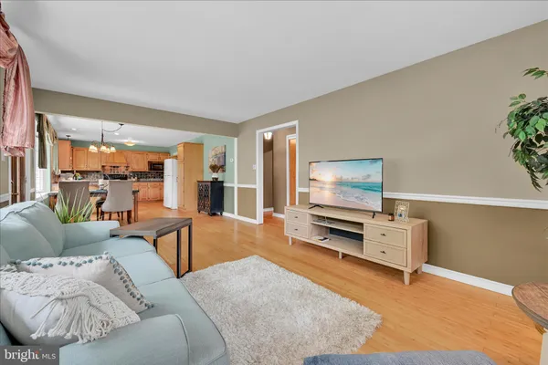 $347,500 | 217 Seidel Street, Reading, PA 19606